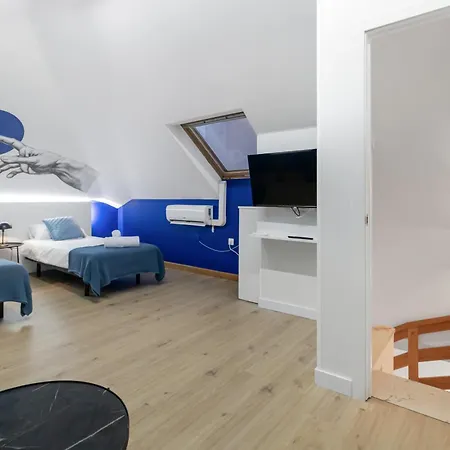 Гостевой дом Large Attic Las Canteras Rooms - Only Adults *