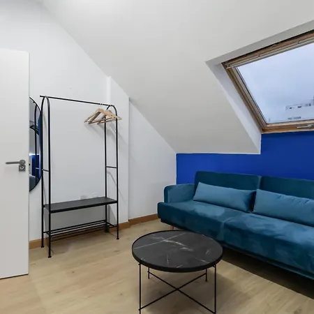 Large Attic Las Canteras Rooms - Only Adults Гостевой дом Лас-Пальмас-де-Гран-Канария
