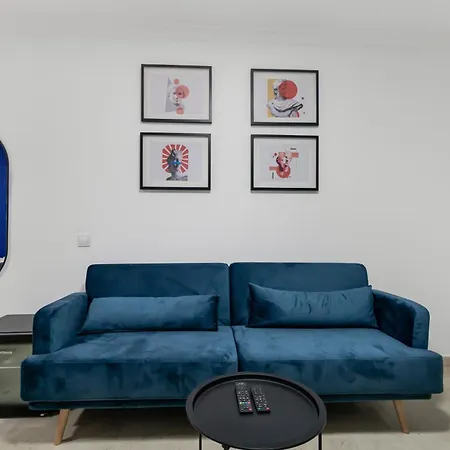 Large Attic Las Canteras Rooms - Only Adults Гостевой дом