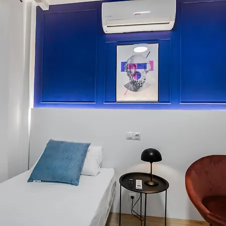 Гостевой дом Large Attic Las Canteras Rooms - Only Adults *