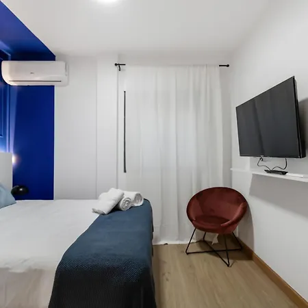 Гостевой дом Large Attic Las Canteras Rooms - Only Adults *